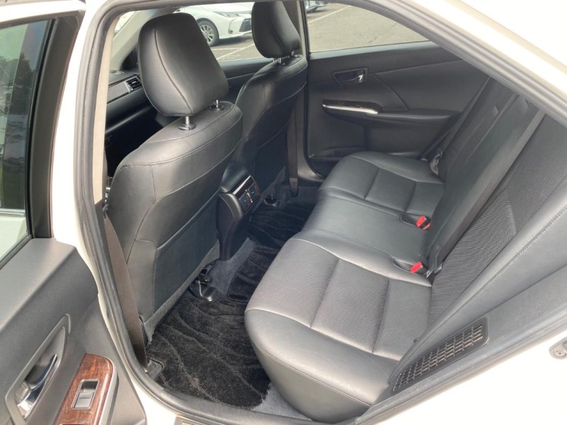Toyota  Camry 油電冠美麗 原板一手跑17 ～ | 新北市汽車商業同業公會｜TACA優良車商聯盟｜中古、二手車買車賣車公會認證保固