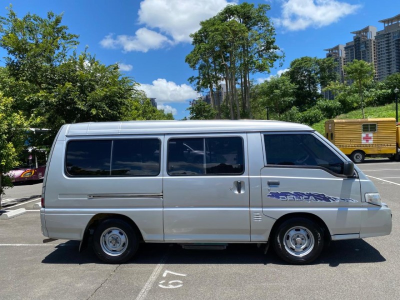 Mitsubishi  Delica 2.4手排8人座 原板跑1 1  萬公里 娃娃 車改回 | 新北市汽車商業同業公會｜TACA優良車商聯盟｜中古、二手車買車賣車公會認證保固