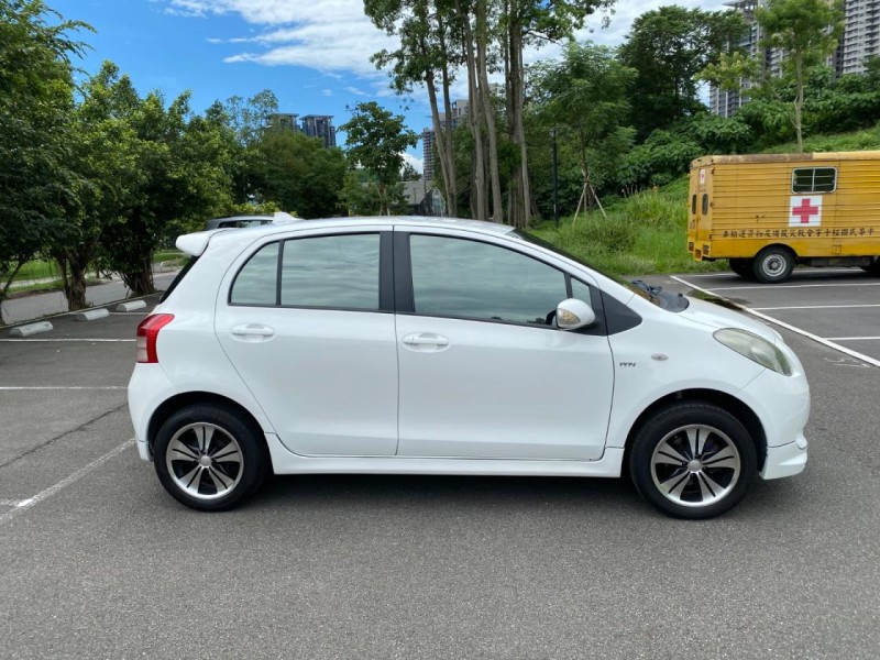 Toyota  Yaris 代步小鴨 原板跑22  | 新北市汽車商業同業公會｜TACA優良車商聯盟｜中古、二手車買車賣車公會認證保固