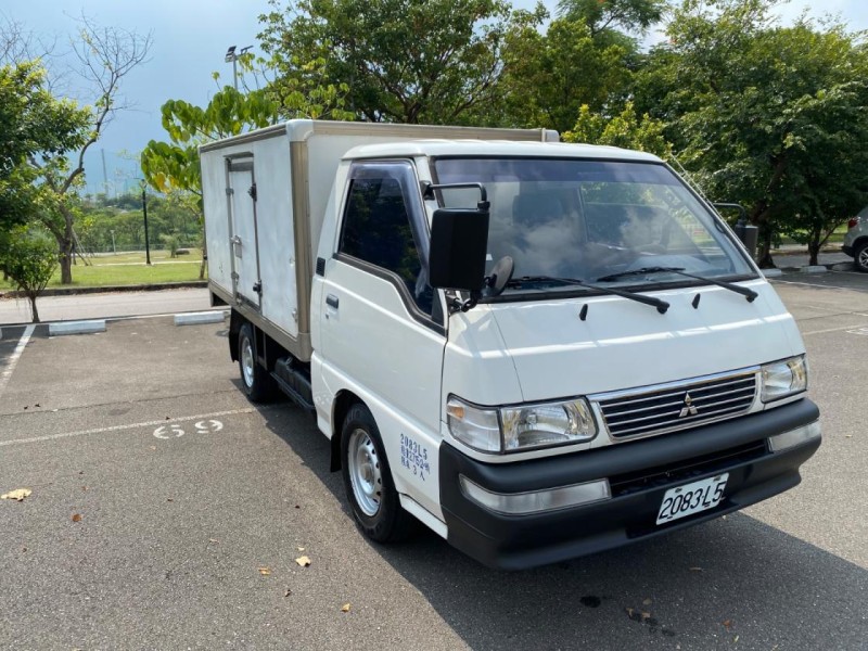 Mitsubishi  Delica 跑7萬公里的冷凍背箱式·原板-20度 | 新北市汽車商業同業公會｜TACA優良車商聯盟｜中古、二手車買車賣車公會認證保固