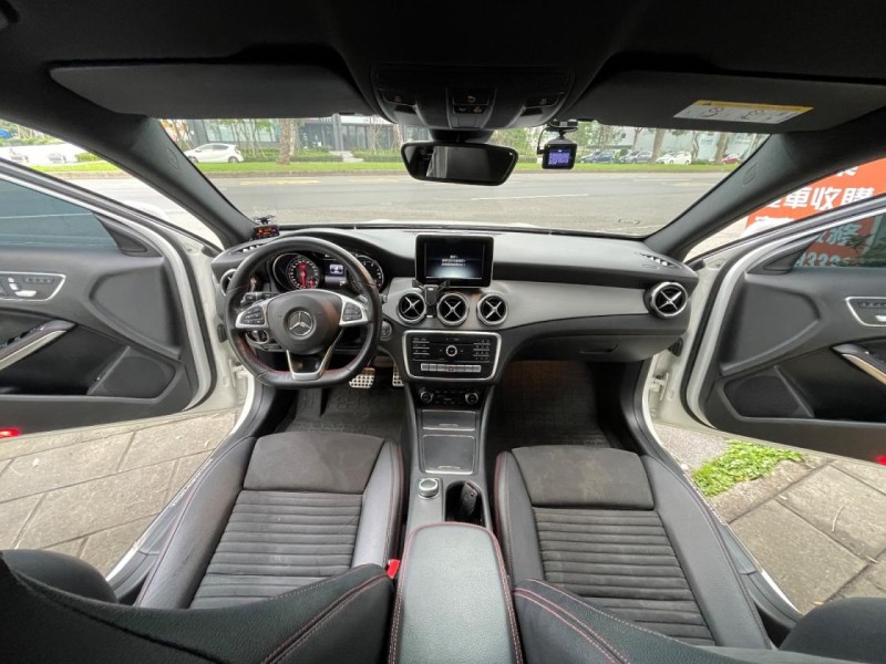 Mercedes-Benz/賓士   GLA-CLASS  GLA180 總代理.AMG LINE.雙電動椅.原廠保養 //-裕昌汽車 | 新北市汽車商業同業公會｜TACA優良車商聯盟｜中古、二手車買車賣車公會認證保固