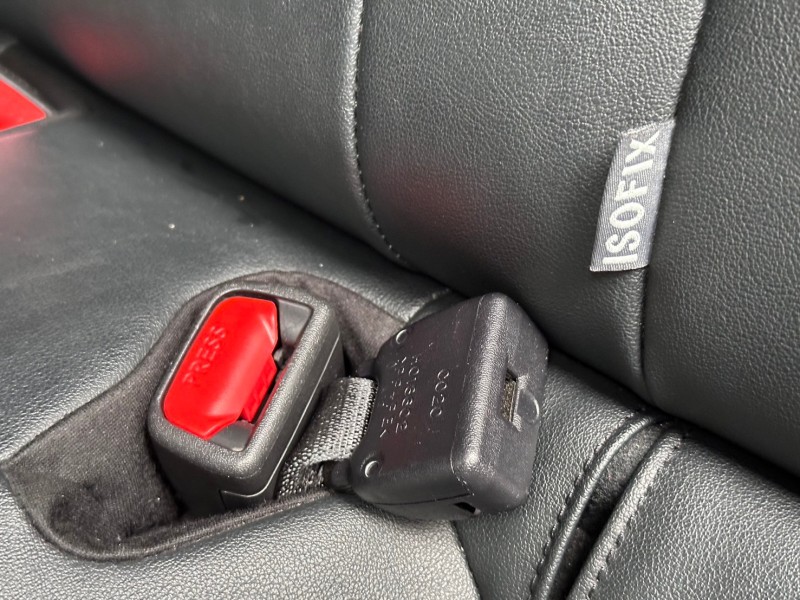 Toyota  Yaris 小改款大鴨、稅金便宜車內大空間、斜坡起步輔助、胎壓監控、ISOFIX | 新北市汽車商業同業公會｜TACA優良車商聯盟｜中古、二手車買車賣車公會認證保固