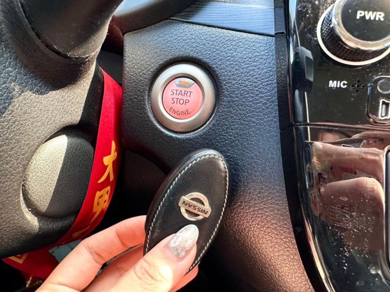 Nissan  Tiida 車況好五門旗艦版 加裝前車距雷達 省油省稅  摸門  定速 導航倒車影像 | 新北市汽車商業同業公會｜TACA優良車商聯盟｜中古、二手車買車賣車公會認證保固
