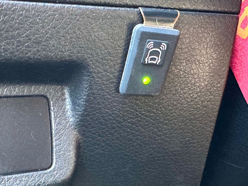 Nissan  Tiida 車況好五門旗艦版 加裝前車距雷達 省油省稅  摸門  定速 導航倒車影像 | 新北市汽車商業同業公會｜TACA優良車商聯盟｜中古、二手車買車賣車公會認證保固