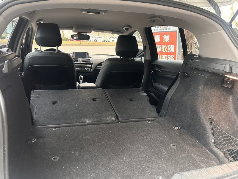 BMW/ 寶馬  1 SERIES  120i 總代理跑8萬 免鑰匙、怠速熄火、雙前電動記憶座椅、定速、倒車顯影、失壓續跑胎 | 新北市汽車商業同業公會｜TACA優良車商聯盟｜中古、二手車買車賣車公會認證保固
