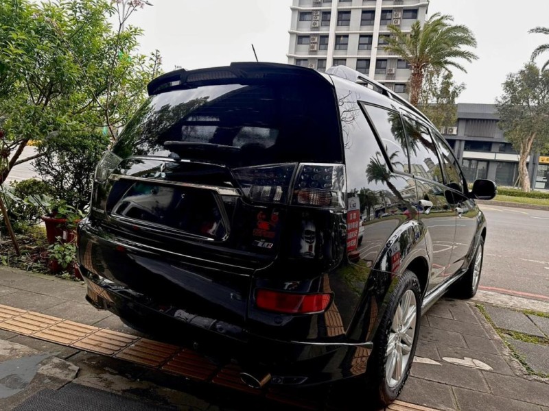 Mitsubishi  Outlander 2012年io版僅跑六萬!一手漂亮車~ | 新北市汽車商業同業公會｜TACA優良車商聯盟｜中古、二手車買車賣車公會認證保固
