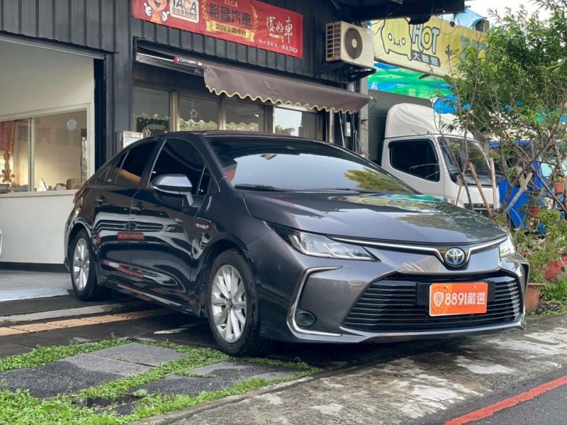 Toyota  Altis 油電!!全車原版件僅跑7萬+加裝安卓機//ACC全速域跟車+車道偏移、車道維持 | 新北市汽車商業同業公會｜TACA優良車商聯盟｜中古、二手車買車賣車公會認證保固
