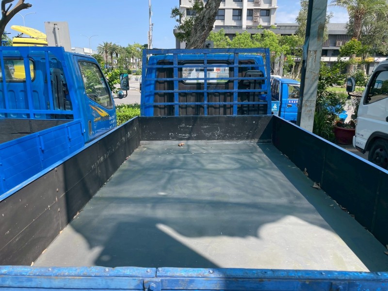 Mitsubishi  Canter 堅達10.5呎僅跑12萬!!!柴油大扭力車況好 | 新北市汽車商業同業公會｜TACA優良車商聯盟｜中古、二手車買車賣車公會認證保固