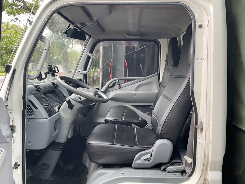 Mitsubishi  Canter 2012年四期堅達.五噸.超長軸14呎僅跑17萬!!! 升降帆布+雙芯雙折大尾門 | 新北市汽車商業同業公會｜TACA優良車商聯盟｜中古、二手車買車賣車公會認證保固
