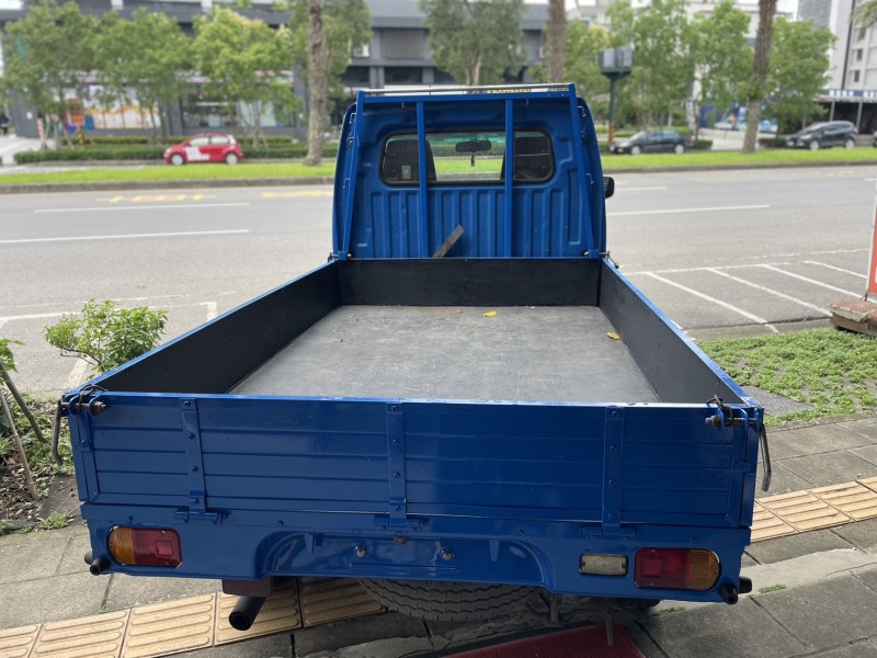 Mitsubishi  Veryca CMC菱利1.3 2017款木床 手排 無待修賺錢車 | 新北市汽車商業同業公會｜TACA優良車商聯盟｜中古、二手車買車賣車公會認證保固