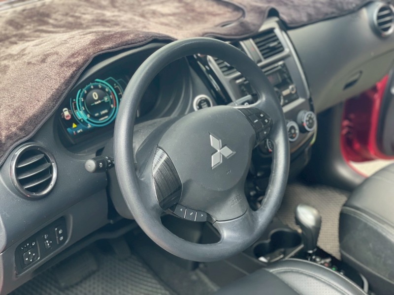 Mitsubishi  Colt Plus 2018可魯多僅跑一萬多 原版件認證車 iKey 盲點 ACC定速 代步首選 | 新北市汽車商業同業公會｜TACA優良車商聯盟｜中古、二手車買車賣車公會認證保固