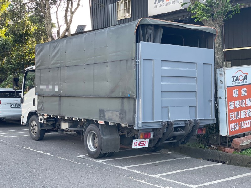 Isuzu  Elf(一路發) 免尿素.升五噸.超長軸.14尺.升降帆布+雙芯大尾門!交車送四錄行車紀錄器! | 新北市汽車商業同業公會｜TACA優良車商聯盟｜中古、二手車買車賣車公會認證保固