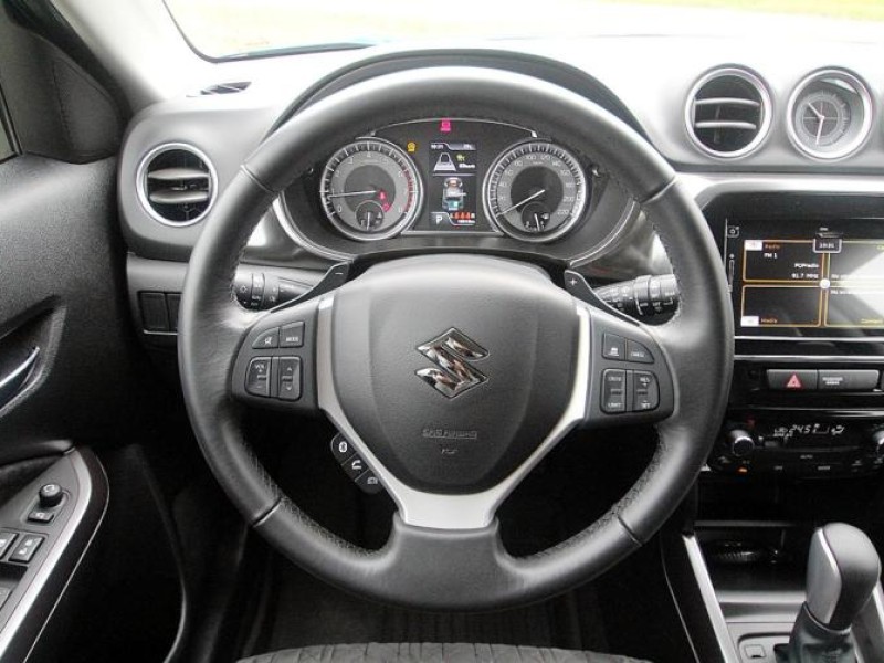 Suzuki  Vitara {原鈑件 保固中}22年 VITARA1.4油電~豐隆嚴選0頭款低月付專案 | 新北市汽車商業同業公會｜TACA優良車商聯盟｜中古、二手車買車賣車公會認證保固