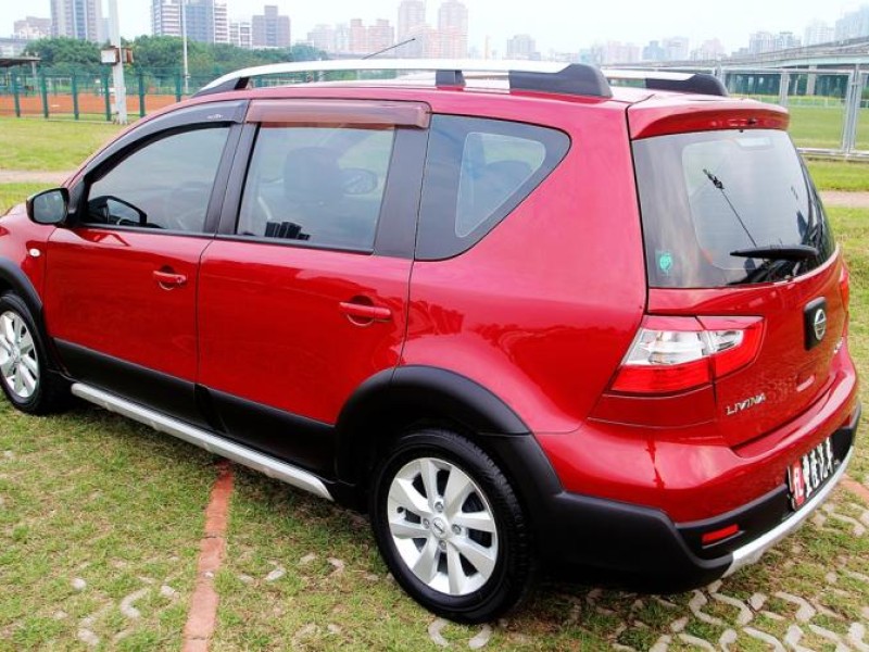 Nissan  Livina {內外新 保固}20年式 LIVINA1.6紅~豐隆嚴選0頭款低月付專案 | 新北市汽車商業同業公會｜TACA優良車商聯盟｜中古、二手車買車賣車公會認證保固