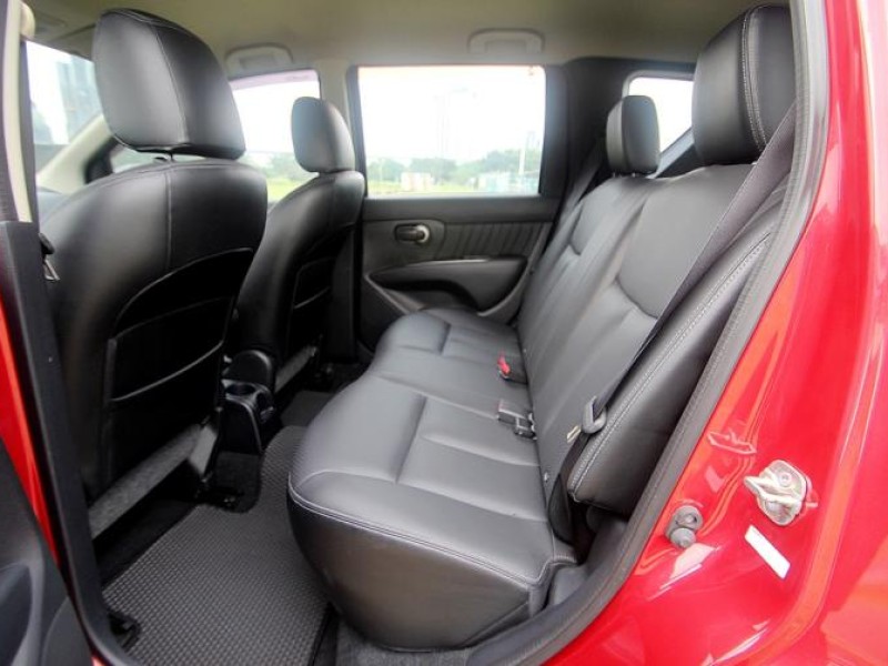 Nissan  Livina {內外新 保固}20年式 LIVINA1.6紅~豐隆嚴選0頭款低月付專案 | 新北市汽車商業同業公會｜TACA優良車商聯盟｜中古、二手車買車賣車公會認證保固