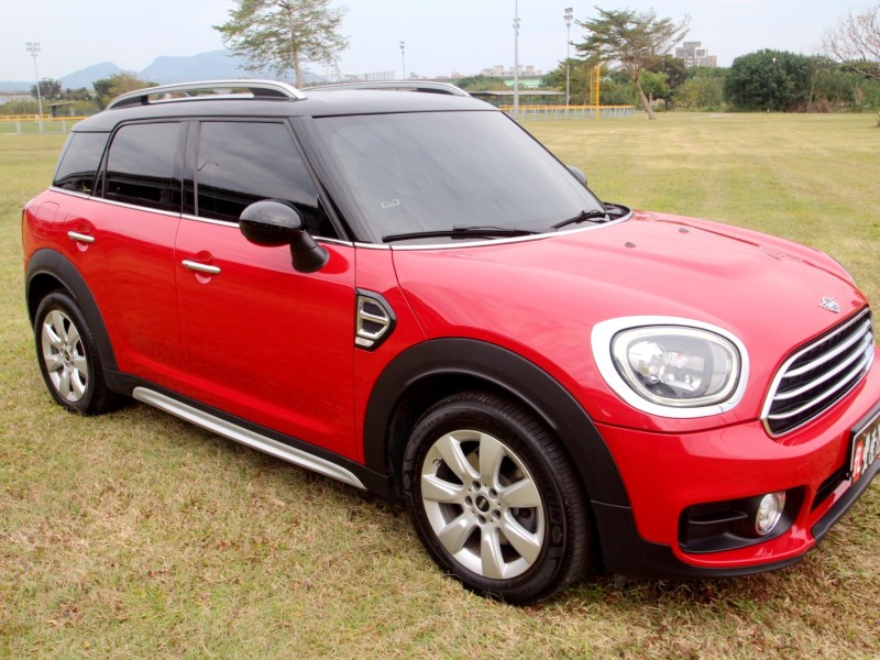 MINI  Countryman {原漆 才跑5.8萬}18年Country Man紅/黑~豐隆嚴選0頭款低月付專案 | 新北市汽車商業同業公會｜TACA優良車商聯盟｜中古、二手車買車賣車公會認證保固