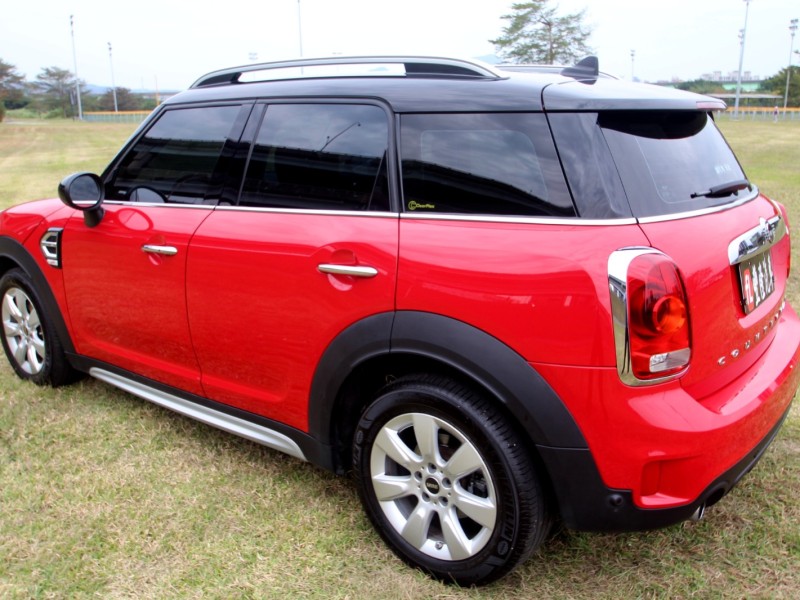 MINI  Countryman {原漆 才跑5.8萬}18年Country Man紅/黑~豐隆嚴選0頭款低月付專案 | 新北市汽車商業同業公會｜TACA優良車商聯盟｜中古、二手車買車賣車公會認證保固
