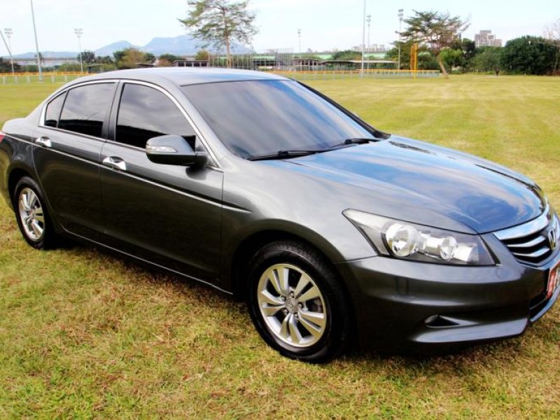 Honda  Accord {狀況優 保固}13年ACCORD2.4VTi灰~豐隆嚴選0頭款低月付專案 | 新北市汽車商業同業公會｜TACA優良車商聯盟｜中古、二手車買車賣車公會認證保固