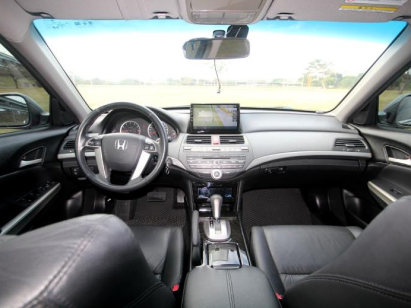 Honda  Accord {狀況優 保固}13年ACCORD2.4VTi灰~豐隆嚴選0頭款低月付專案 | 新北市汽車商業同業公會｜TACA優良車商聯盟｜中古、二手車買車賣車公會認證保固