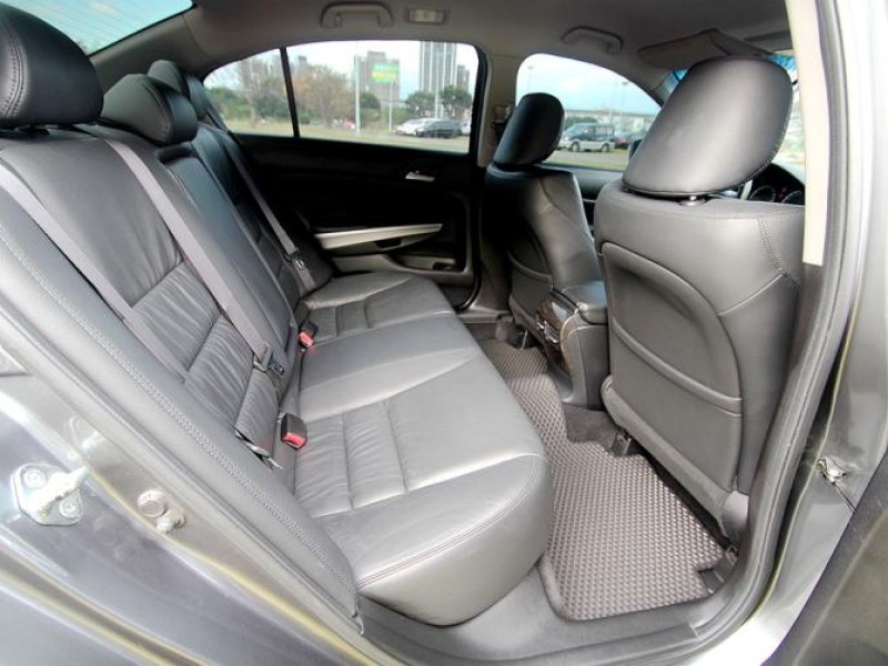 Honda  Accord {狀況優 保固}13年ACCORD2.4VTi灰~豐隆嚴選0頭款低月付專案 | 新北市汽車商業同業公會｜TACA優良車商聯盟｜中古、二手車買車賣車公會認證保固