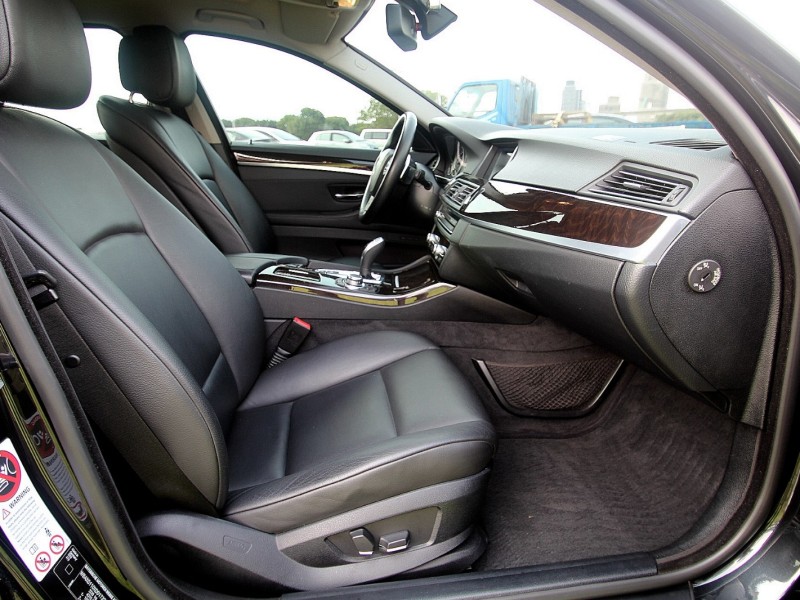 BMW/ 寶馬  5 SERIES  520i {雙認證 低里程}13年BMW 520黑~豐隆嚴選0頭款低月付專案 | 新北市汽車商業同業公會｜TACA優良車商聯盟｜中古、二手車買車賣車公會認證保固