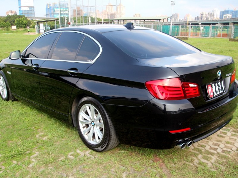 BMW/ 寶馬  5 SERIES  520i {雙認證 低里程}13年BMW 520黑~豐隆嚴選0頭款低月付專案 | 新北市汽車商業同業公會｜TACA優良車商聯盟｜中古、二手車買車賣車公會認證保固