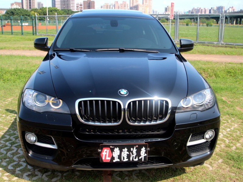 BMW/ 寶馬  X6 SERIES {原鈑件 才跑5萬}14年X6 35i 黑~豐隆嚴選0頭款低月付專案 | 新北市汽車商業同業公會｜TACA優良車商聯盟｜中古、二手車買車賣車公會認證保固