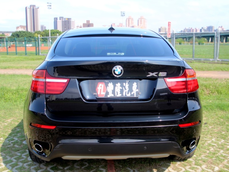 BMW/ 寶馬  X6 SERIES {原鈑件 才跑5萬}14年X6 35i 黑~豐隆嚴選0頭款低月付專案 | 新北市汽車商業同業公會｜TACA優良車商聯盟｜中古、二手車買車賣車公會認證保固