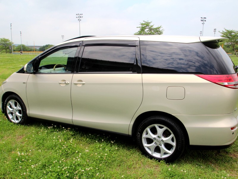 Toyota  Previa {原鈑件 僅跑1萬/年}07年式PREVIA2.4棕~豐隆嚴選0頭款低月付專案~ | 新北市汽車商業同業公會｜TACA優良車商聯盟｜中古、二手車買車賣車公會認證保固