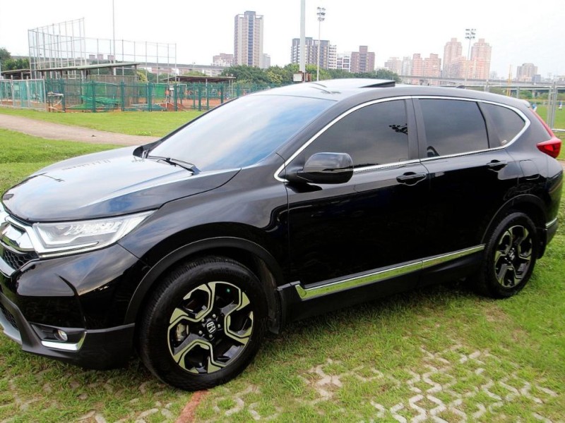 Honda  CR-V {頂級S版 跑9萬}18年CRV1.5S 黑~豐隆嚴選0頭款低月付專案~ | 新北市汽車商業同業公會｜TACA優良車商聯盟｜中古、二手車買車賣車公會認證保固