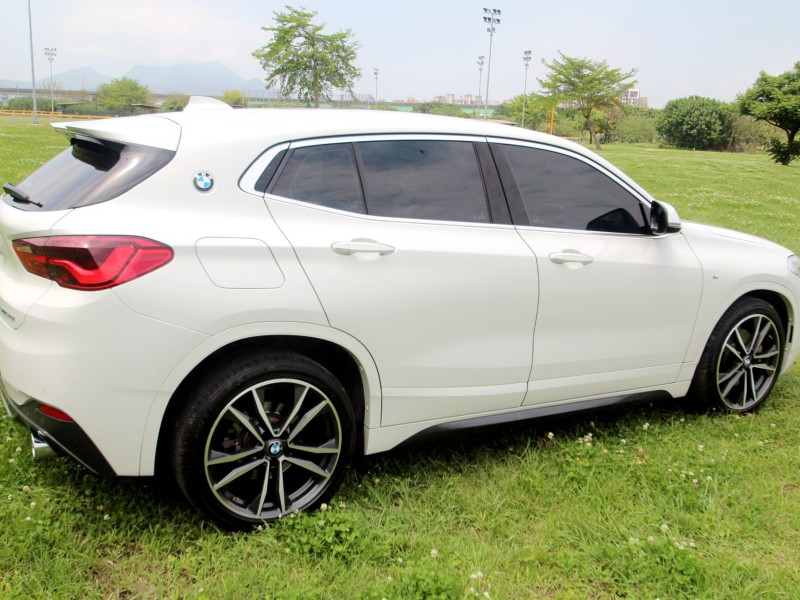 BMW/ 寶馬  X2 SERIES  X2 sDrive 20i {M版 跑8萬}18年X2 M SportX白~豐隆嚴選0頭款低月付專案~ | 新北市汽車商業同業公會｜TACA優良車商聯盟｜中古、二手車買車賣車公會認證保固