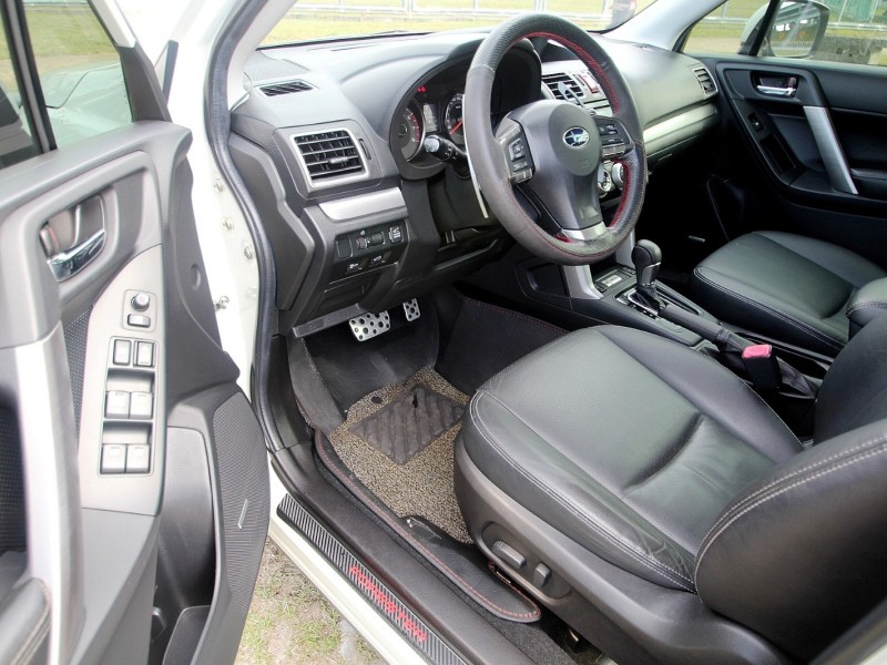 Subaru  Forester {原鈑件 旗艦款}15年 FORESTER 2.0XT-P白~豐隆嚴選0頭款低月付專案~ | 新北市汽車商業同業公會｜TACA優良車商聯盟｜中古、二手車買車賣車公會認證保固