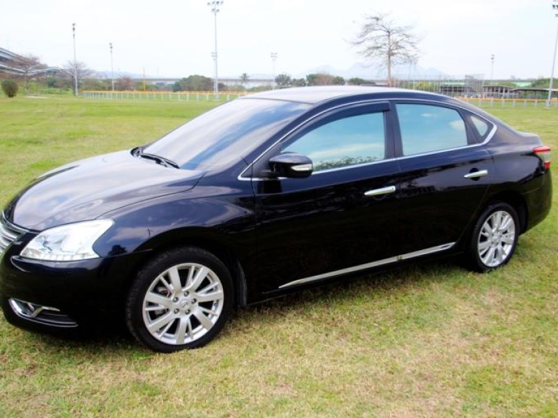 Nissan  Sentra {代步好車}14年SENTRA1.8黑~豐隆嚴選0頭低月付專案~ | 新北市汽車商業同業公會｜TACA優良車商聯盟｜中古、二手車買車賣車公會認證保固