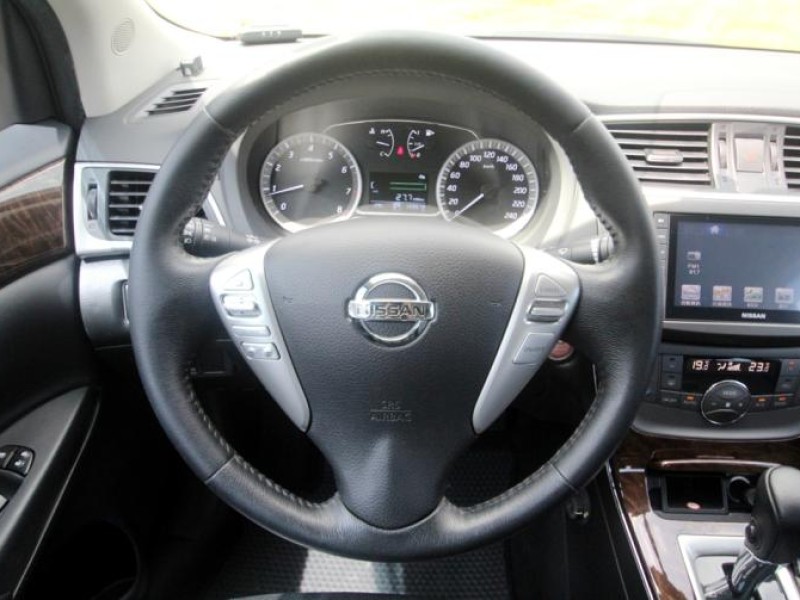 Nissan  Sentra {代步好車}14年SENTRA1.8黑~豐隆嚴選0頭低月付專案~ | 新北市汽車商業同業公會｜TACA優良車商聯盟｜中古、二手車買車賣車公會認證保固