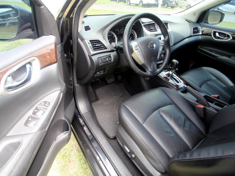 Nissan  Sentra {代步好車}14年SENTRA1.8黑~豐隆嚴選0頭低月付專案~ | 新北市汽車商業同業公會｜TACA優良車商聯盟｜中古、二手車買車賣車公會認證保固