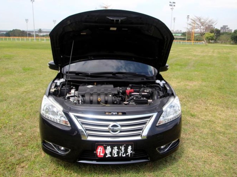 Nissan  Sentra {代步好車}14年SENTRA1.8黑~豐隆嚴選0頭低月付專案~ | 新北市汽車商業同業公會｜TACA優良車商聯盟｜中古、二手車買車賣車公會認證保固