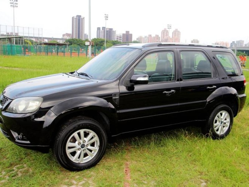 Ford/福特  Escape {代步首選}12年ESCAPE2.3灰~豐隆嚴選0頭款低月付專案 | 新北市汽車商業同業公會｜TACA優良車商聯盟｜中古、二手車買車賣車公會認證保固
