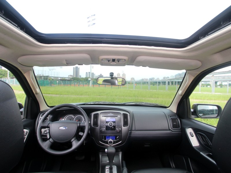 Ford/福特  Escape {代步首選}12年ESCAPE2.3灰~豐隆嚴選0頭款低月付專案 | 新北市汽車商業同業公會｜TACA優良車商聯盟｜中古、二手車買車賣車公會認證保固