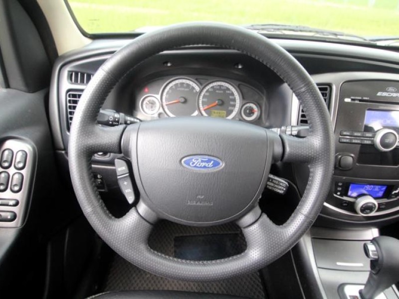 Ford/福特  Escape {代步首選}12年ESCAPE2.3灰~豐隆嚴選0頭款低月付專案 | 新北市汽車商業同業公會｜TACA優良車商聯盟｜中古、二手車買車賣車公會認證保固
