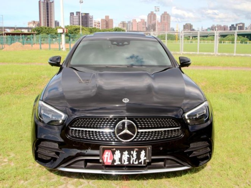 Mercedes-Benz/賓士   E-CLASS  E300 {超貸80萬 總代理}22年E300 黑~豐隆嚴選0頭款低月付專案 | 新北市汽車商業同業公會｜TACA優良車商聯盟｜中古、二手車買車賣車公會認證保固