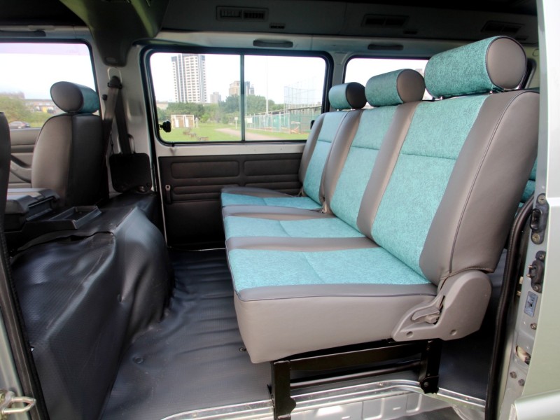 Mitsubishi  Delica {八人座 內外新}17年DELICA2.4銀~豐隆嚴選0頭款低月付專案 | 新北市汽車商業同業公會｜TACA優良車商聯盟｜中古、二手車買車賣車公會認證保固