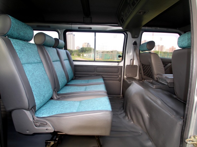 Mitsubishi  Delica {八人座 內外新}17年DELICA2.4銀~豐隆嚴選0頭款低月付專案 | 新北市汽車商業同業公會｜TACA優良車商聯盟｜中古、二手車買車賣車公會認證保固