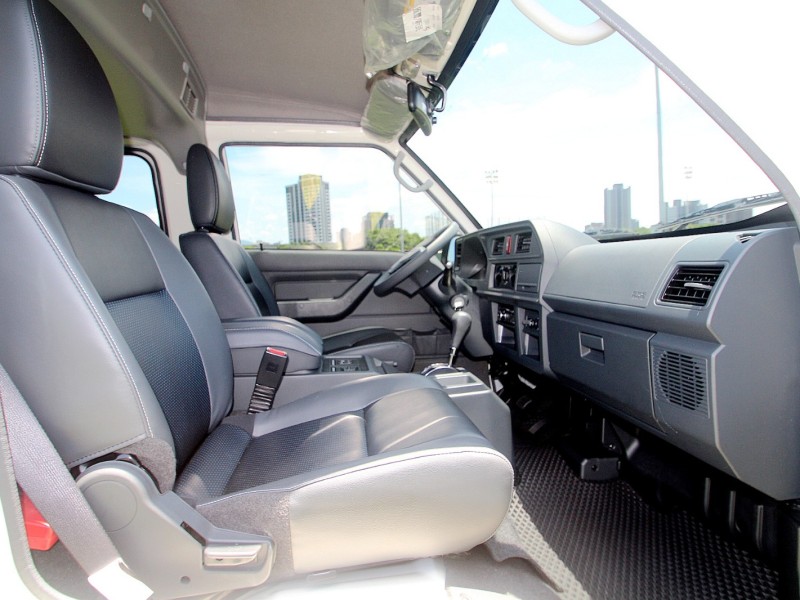 Mitsubishi  Delica {跑2.1萬 自排}24年DELICA2.4白~豐隆嚴選0頭款低月付專案 | 新北市汽車商業同業公會｜TACA優良車商聯盟｜中古、二手車買車賣車公會認證保固