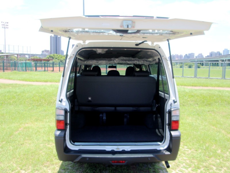Mitsubishi  Delica {跑2.1萬 自排}24年DELICA2.4白~豐隆嚴選0頭款低月付專案 | 新北市汽車商業同業公會｜TACA優良車商聯盟｜中古、二手車買車賣車公會認證保固