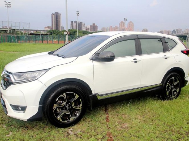 Honda  CR-V {跑7萬 內外新}20年CRV1.5 VTIS白~豐隆嚴選0頭款低月付專案~ | 新北市汽車商業同業公會｜TACA優良車商聯盟｜中古、二手車買車賣車公會認證保固