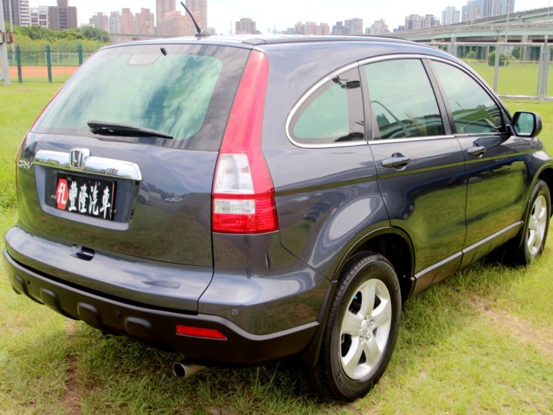 Honda  CR-V {跑13萬 內外新 天窗}07年CRV2.0 紫~豐隆嚴選0頭款低月付專案~ | 新北市汽車商業同業公會｜TACA優良車商聯盟｜中古、二手車買車賣車公會認證保固