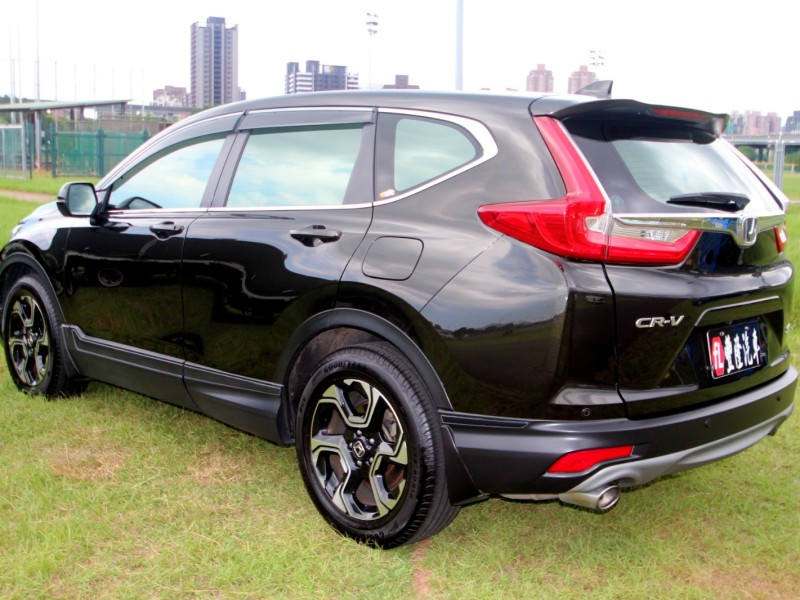 Honda  CR-V {原鈑件 原廠保養}20年CRV1.5VTi-S綠~豐隆嚴選0頭款低月付專案 | 新北市汽車商業同業公會｜TACA優良車商聯盟｜中古、二手車買車賣車公會認證保固