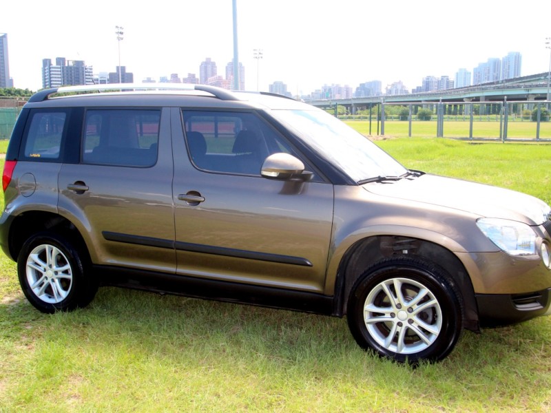 Skoda  Yeti {輕鬆擁有}11年YETI1.2棕~豐隆嚴選0頭款低月付專案 | 新北市汽車商業同業公會｜TACA優良車商聯盟｜中古、二手車買車賣車公會認證保固
