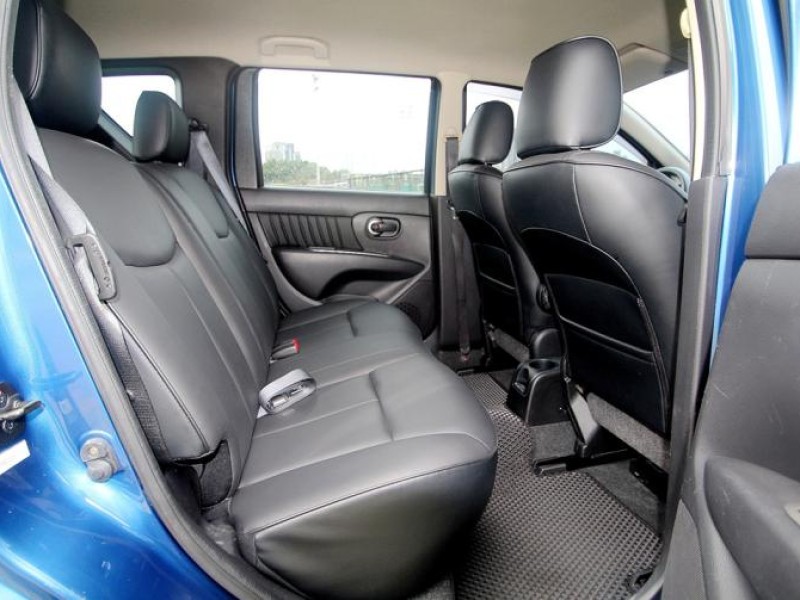 Nissan  Livina {原鈑件 免鑰匙}13年LIVINA1.6藍~豐隆嚴選0頭款低月付專案 | 新北市汽車商業同業公會｜TACA優良車商聯盟｜中古、二手車買車賣車公會認證保固