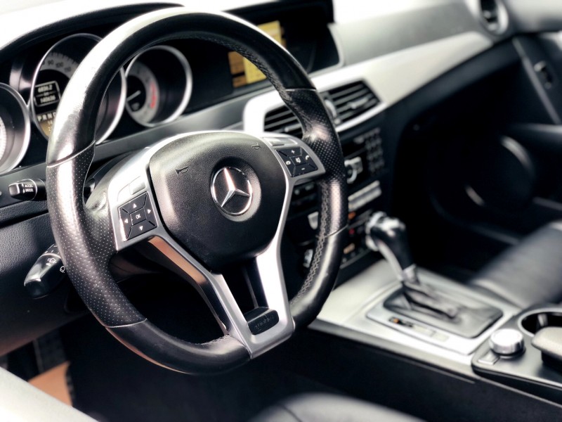 Mercedes-Benz/賓士   C-CLASS  C250 63外觀+全景天窗+低里程 你要的C250在這裡 | 新北市汽車商業同業公會｜TACA優良車商聯盟｜中古、二手車買車賣車公會認證保固